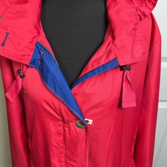 Vintage Women's Red Hooded Rain Jacket Casual Lightweight Windbreaker - Picture 2 of 12